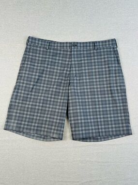 Nike Men's Gray Plaid Golf Shorts